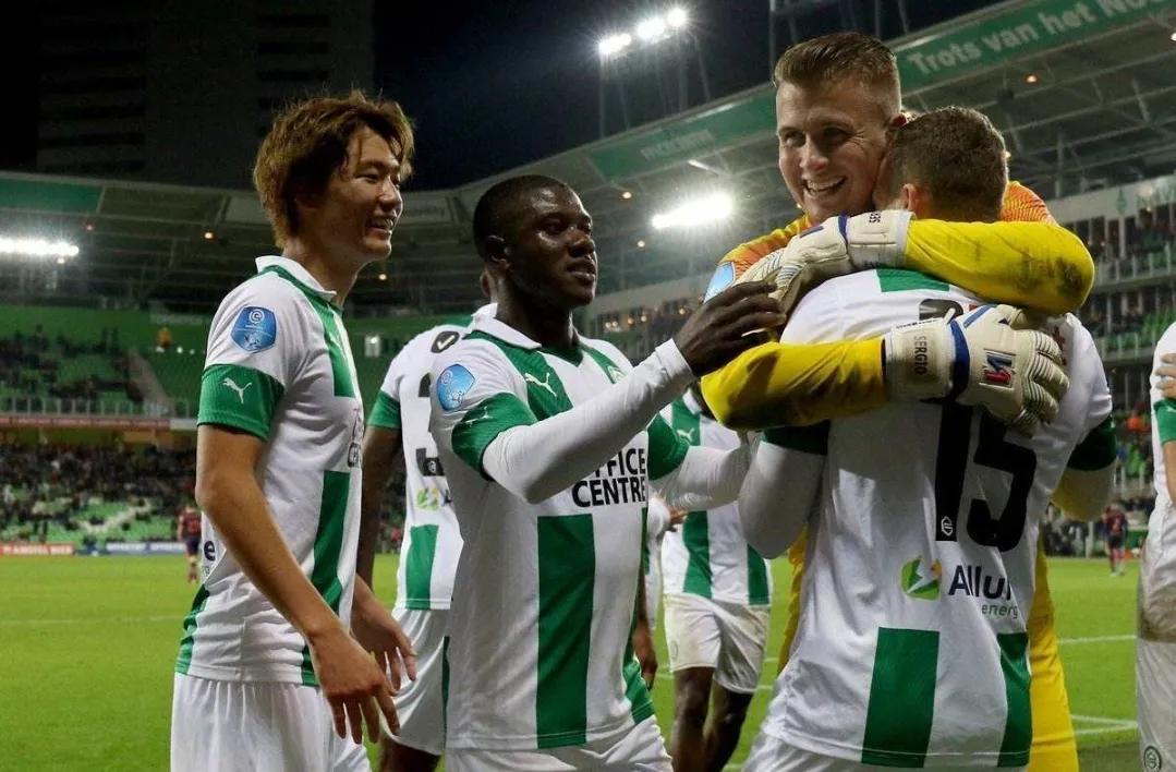 毁了国足世 毁了国足世