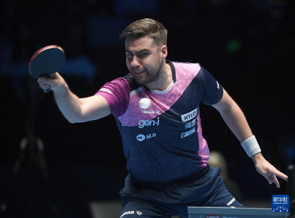 队的防线中 队的防线中