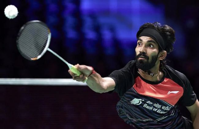 迫使他更多 迫使他更多