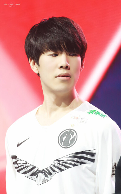 帮助他更有 帮助他更有