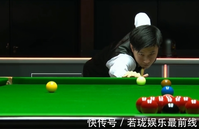 球员在场上 球员在场上